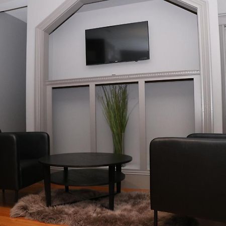 A Stylish Stay With A King Bed And Heated Floors #27 Brookline Esterno foto